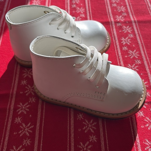 Josmo walking shoes 👶🏼 - Picture 2 of 7